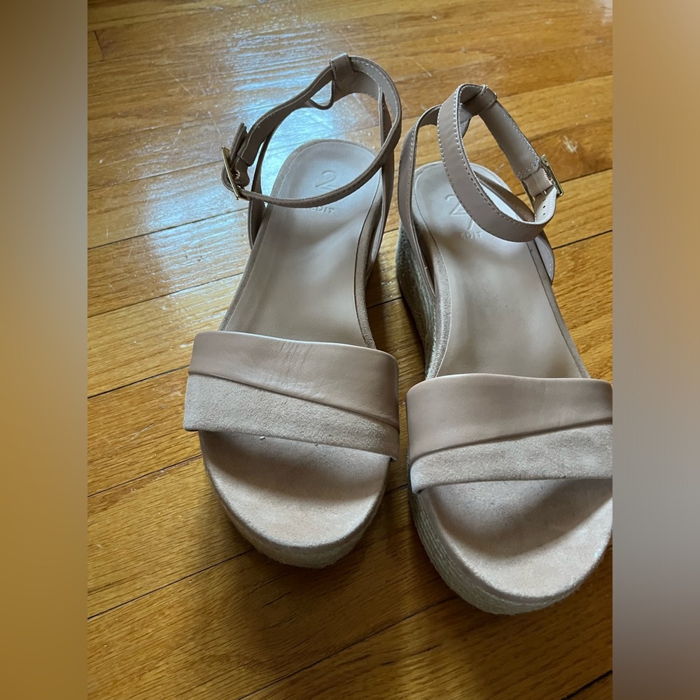 Beautiful nude platform